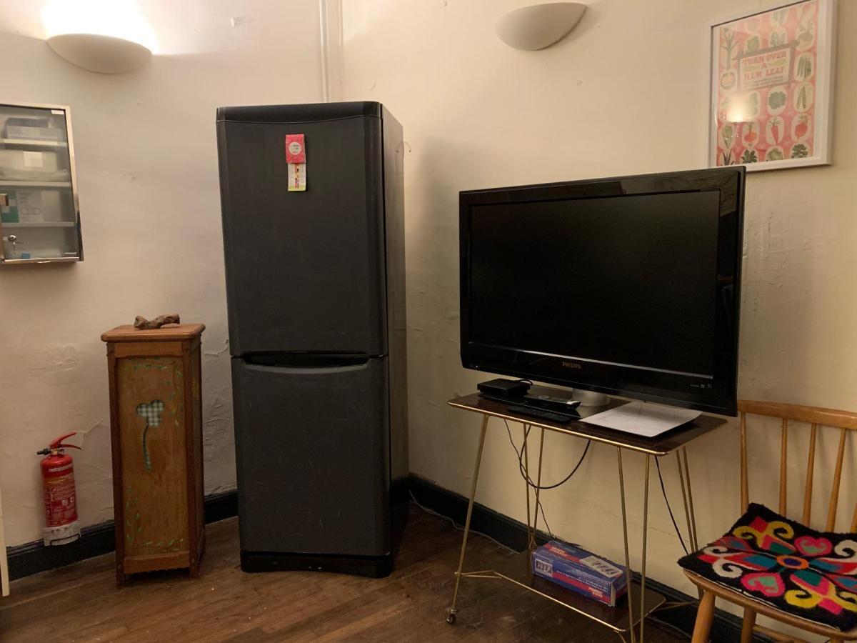 Chambre Sdb Privee Townhouse 26 Chambres D'Hotes Civray Civray  Buitenkant foto